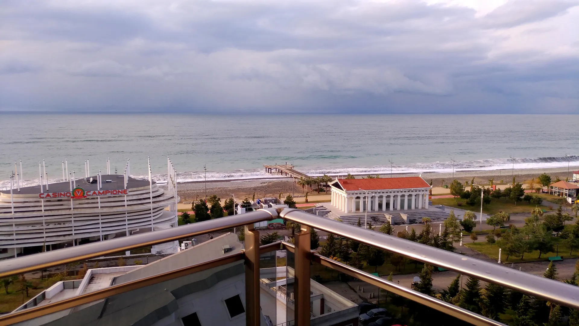 *** Lägenhetshotell Rock Hotel First Line Batumi Georgien